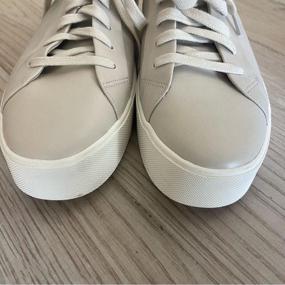 Vince Benfield Leather Platform Sneaker Off White Color Size 9.5 / 39.5 - Picture 3 of 8